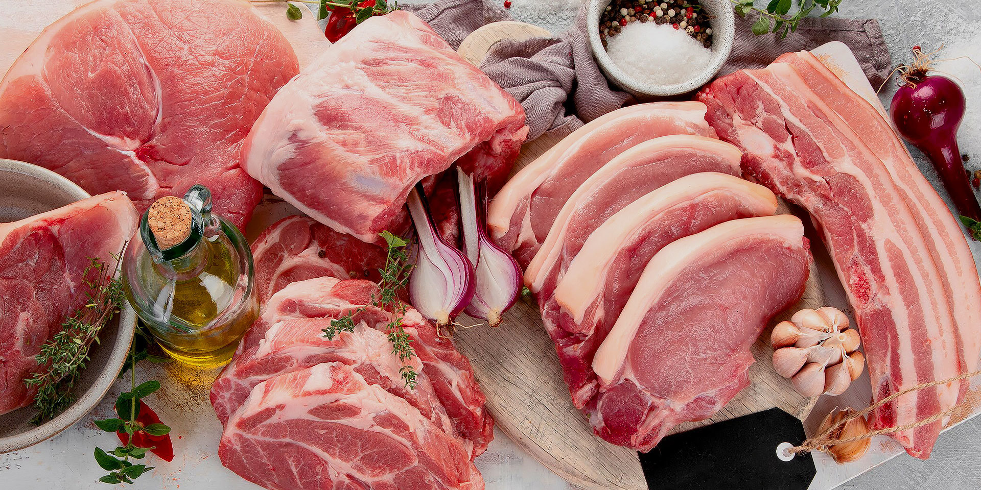 重庆绿安肉类加工有限公司始终把食品安全放在生产的首位<br>向社会提供健康安全的肉食产品