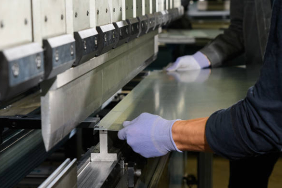 Auto Chassis Metal Fab: Key Steps from Materials to Process