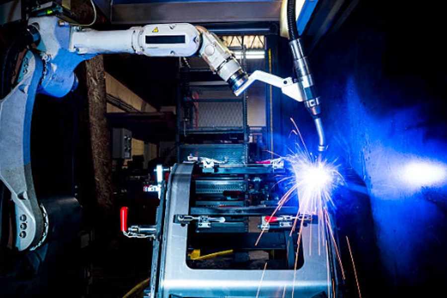Full analysis of automobile chassis manufacturing process: core process and advantages