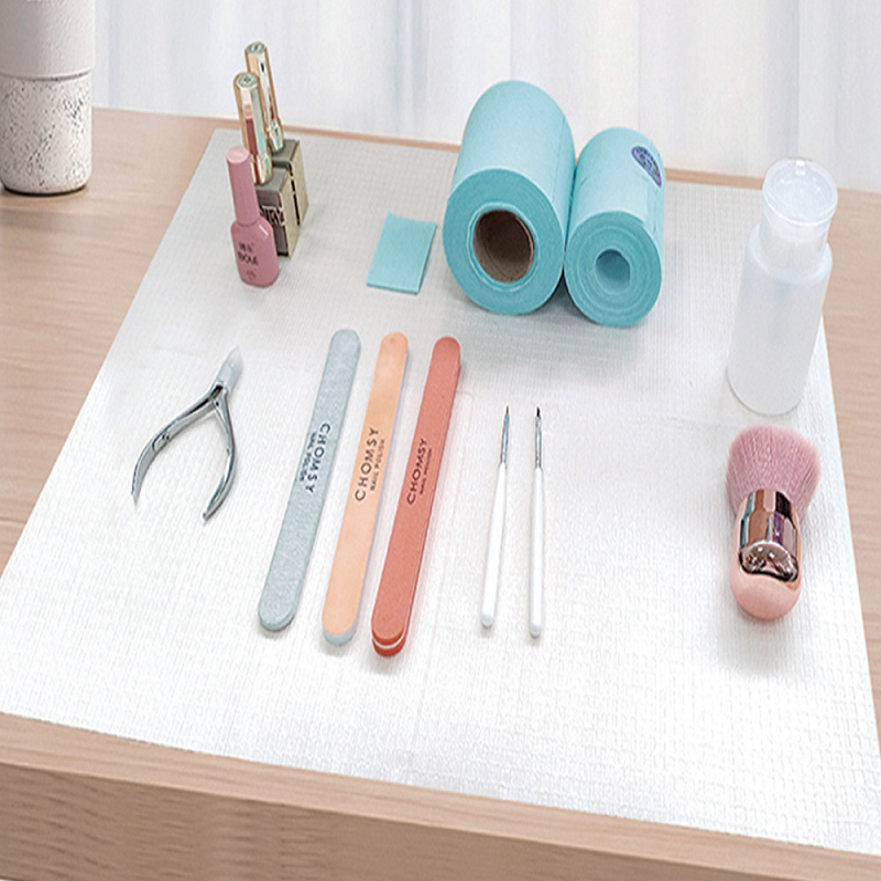 Disposable nailtable mat