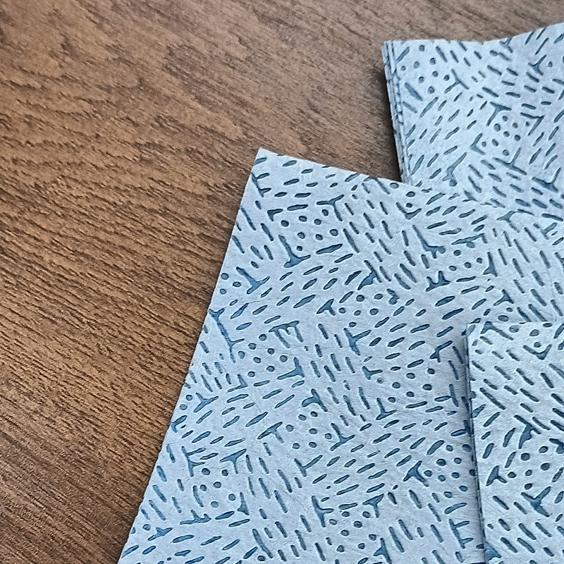 Bark pattern wiping cloth