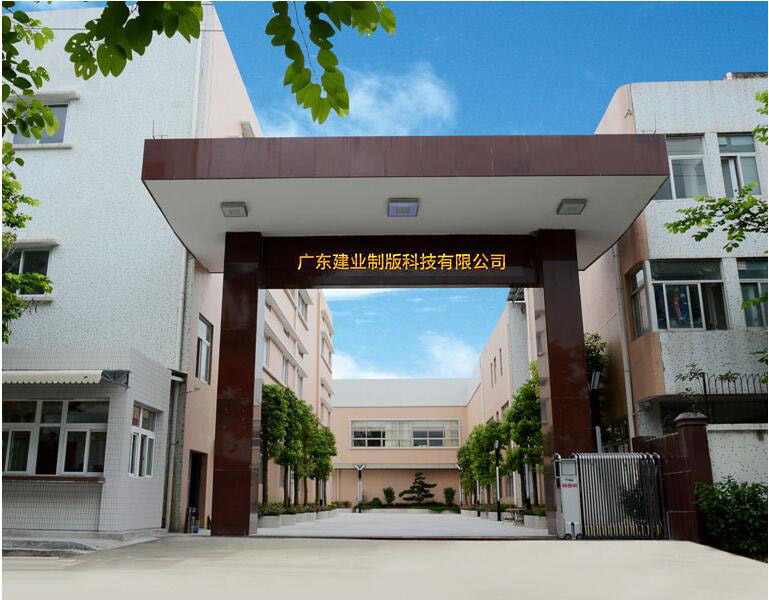 p01