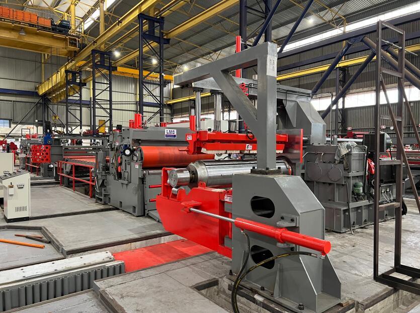 Slitting line finished installed in steel centre