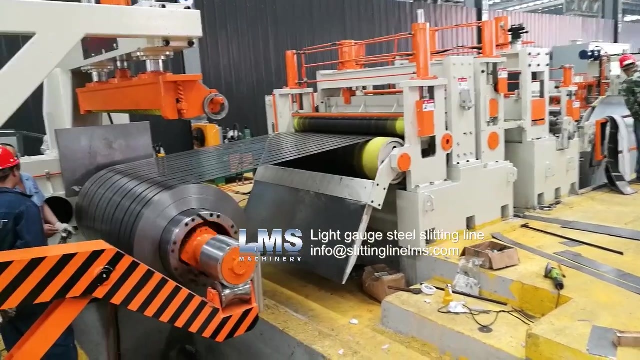 Light guage steel slitting line with dual slitter.mp4