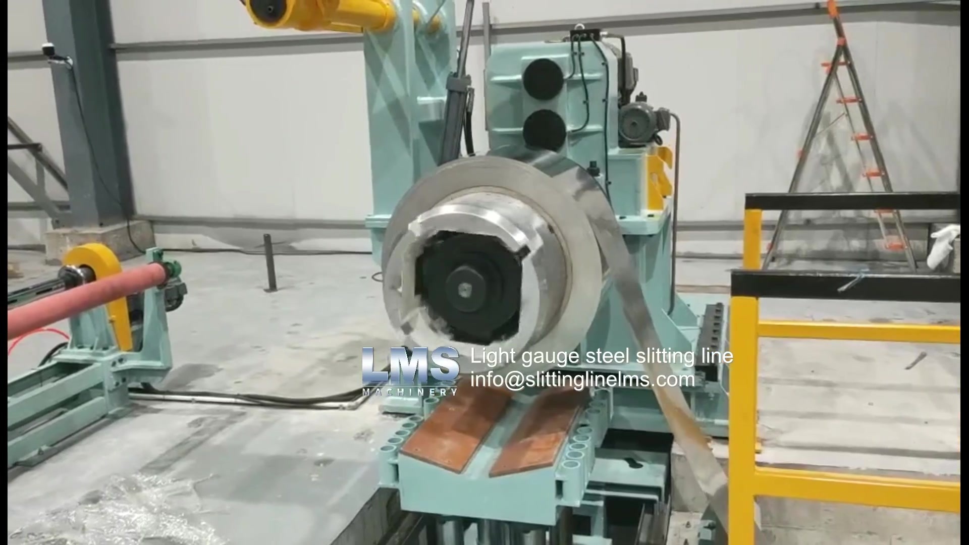 Light gauge steel slitting line.mp4