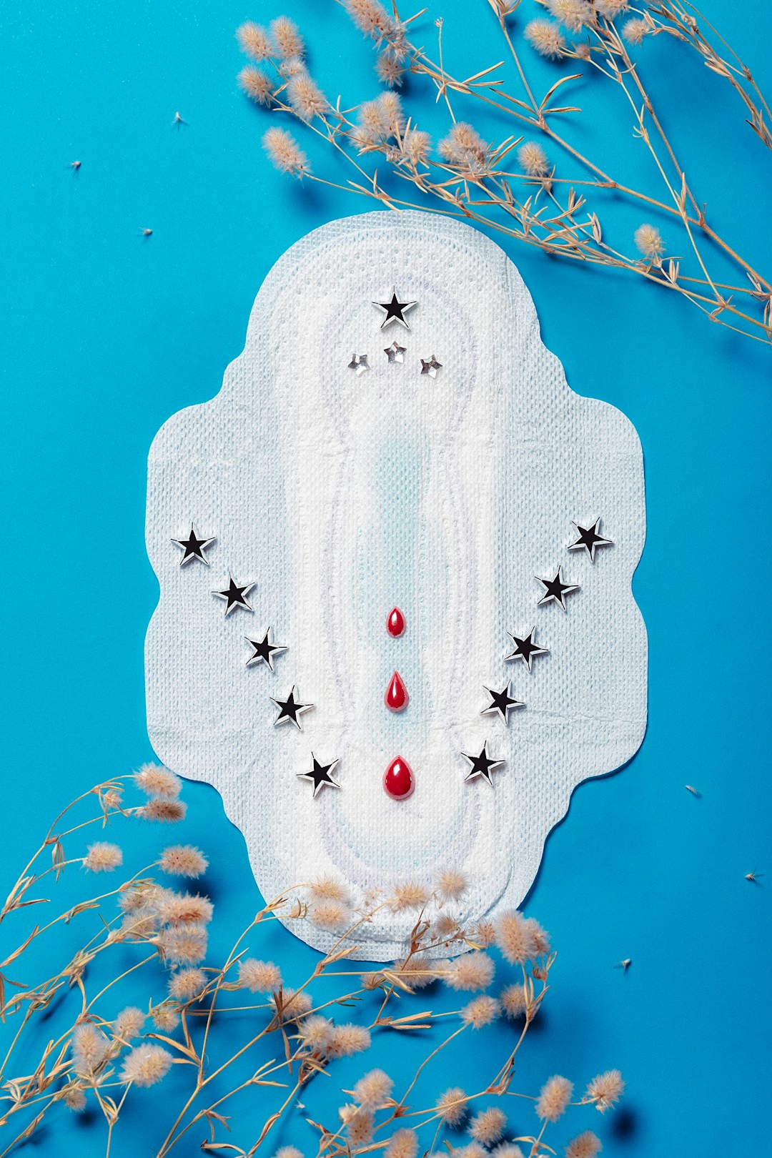 Do you know about sanitary napkins and the raw materials they are made of?