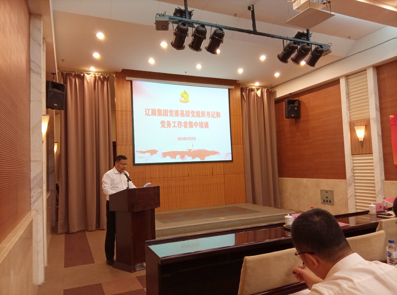 C:\Users\13110\Documents\WeChat Files\wxid_84gfbered11w12\FileStorage\Temp\195f3882f69764dc33e12482127874c.jpg