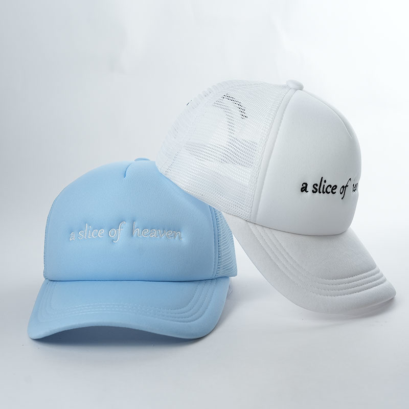 The Global Comeback of Foam Trucker Hats and How Yukaihe Leads the Trend
