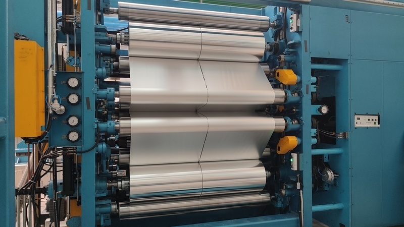 Slitting machine