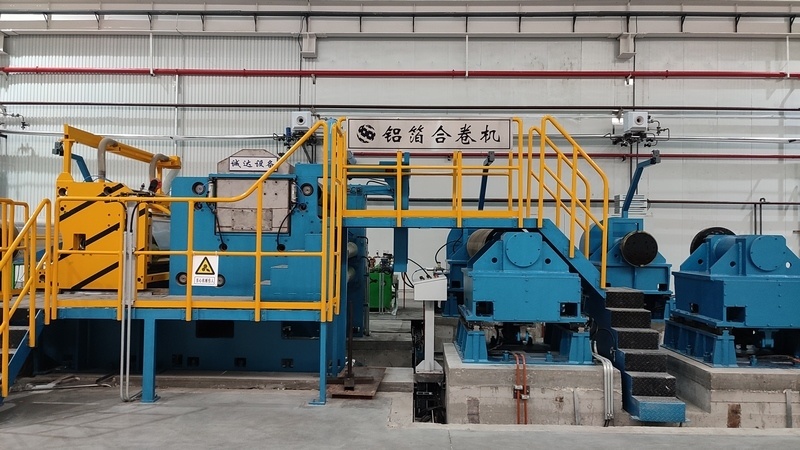 Aluminum foil winding machine