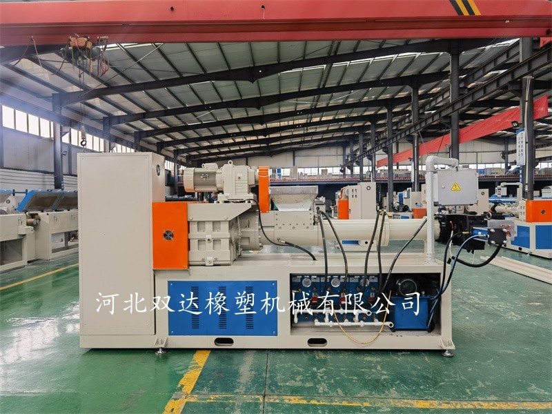 丁基膠擠出機