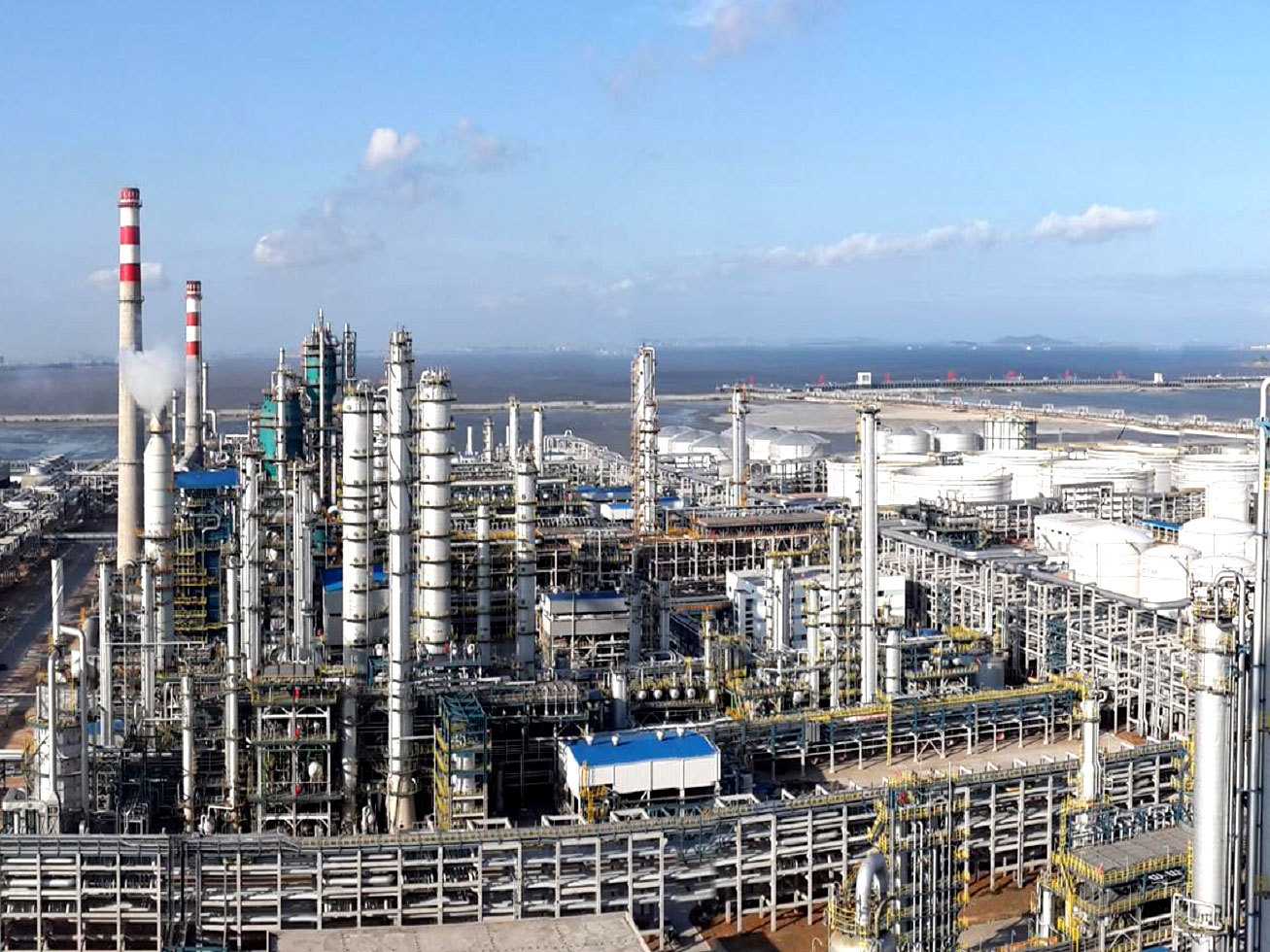 2012 Sinochem Quanzhou Petrochemical Co., Ltd. 12 million tons/year oil refining project