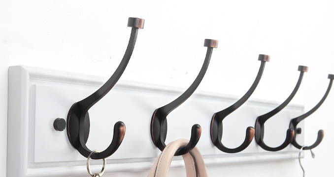 Cloth hook