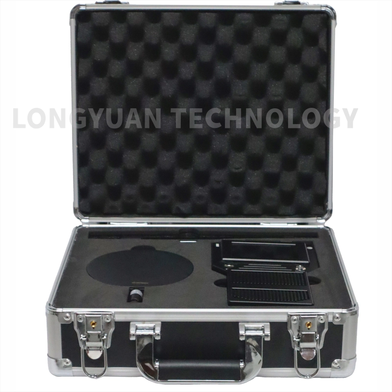 Handheld drone detector