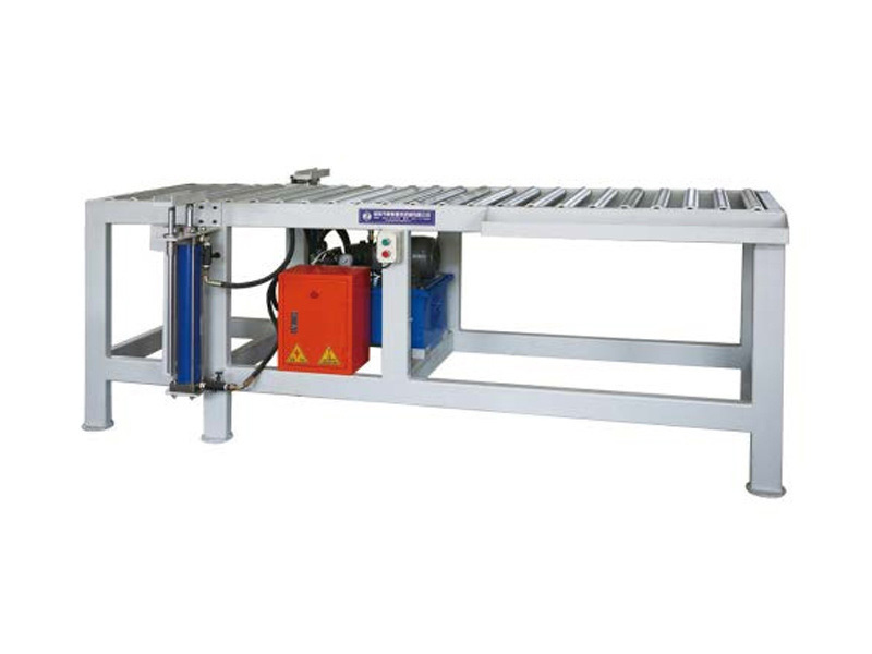 T65-Hydraulic mold opening and closing roller table