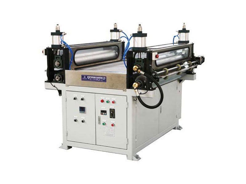 T04-punching roll laminating machine