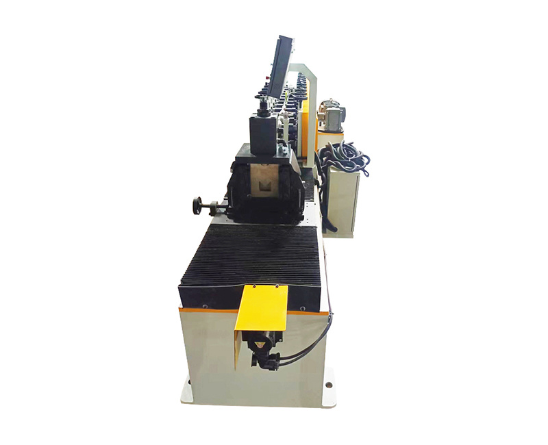 Angle iron keel forming machine