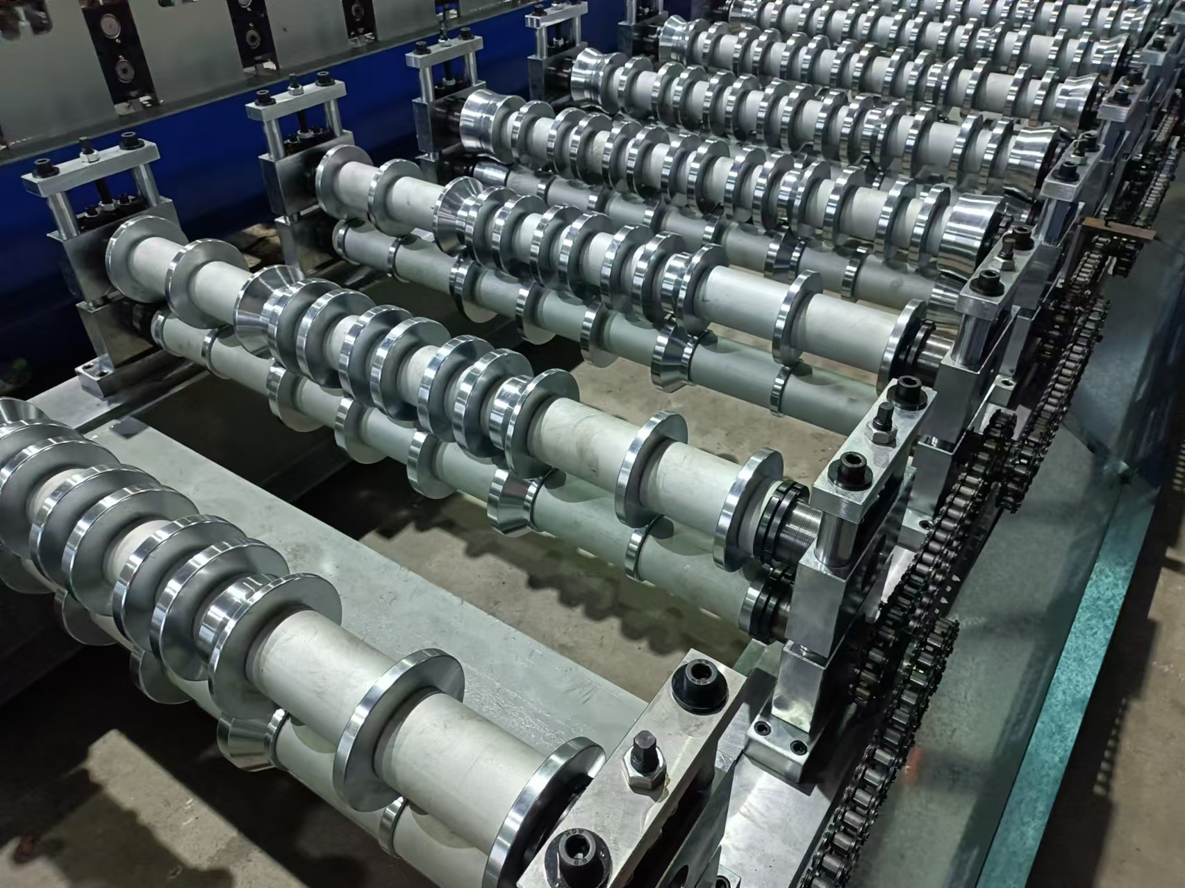 1008 High speed corrugated roof panel manufacturing machine, trapezoidal panel forming machine 1008 High speed corrugated roof panel manufacturing machine, trapezoidal panel forming machine