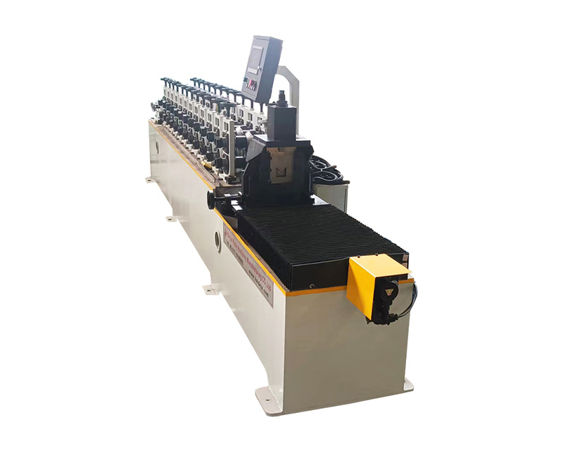 Angle iron cold bending machine