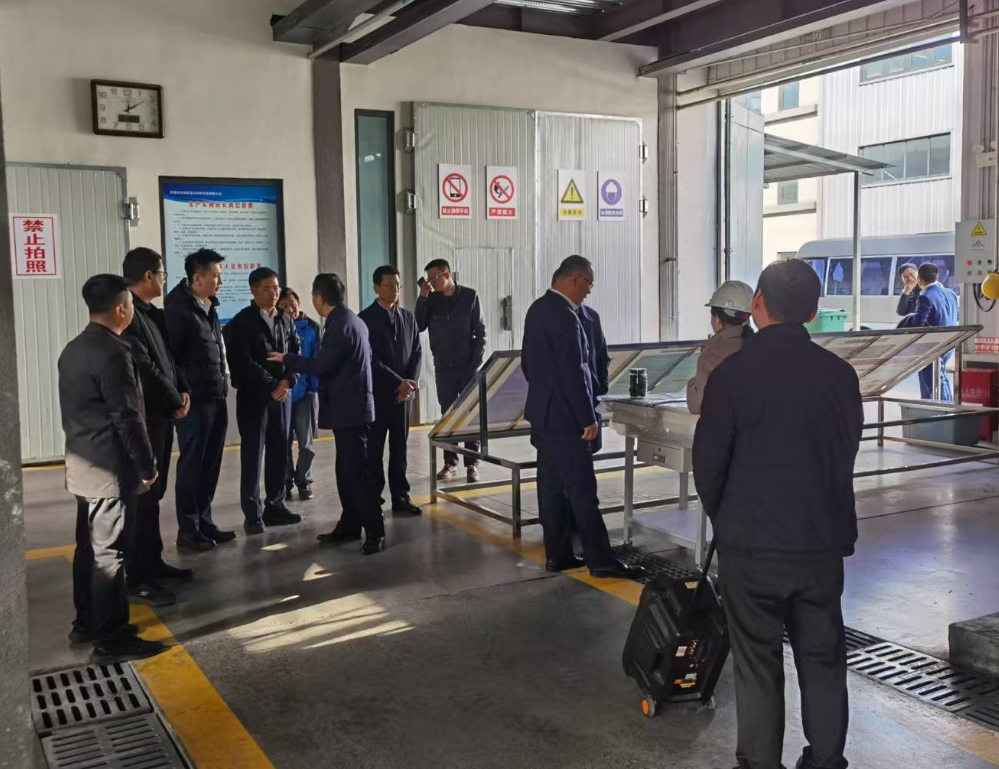 中化学南方建设投资有限公司副总经理史学林到公司考察