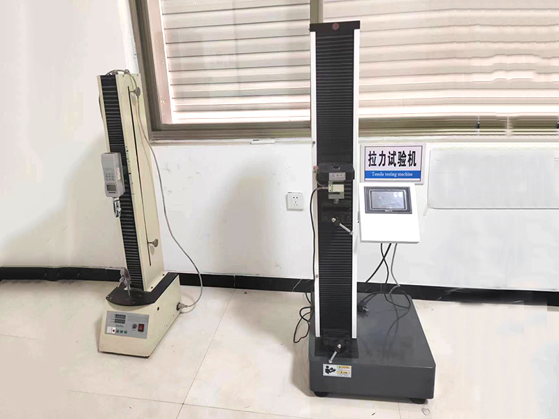 Tensile testing machine