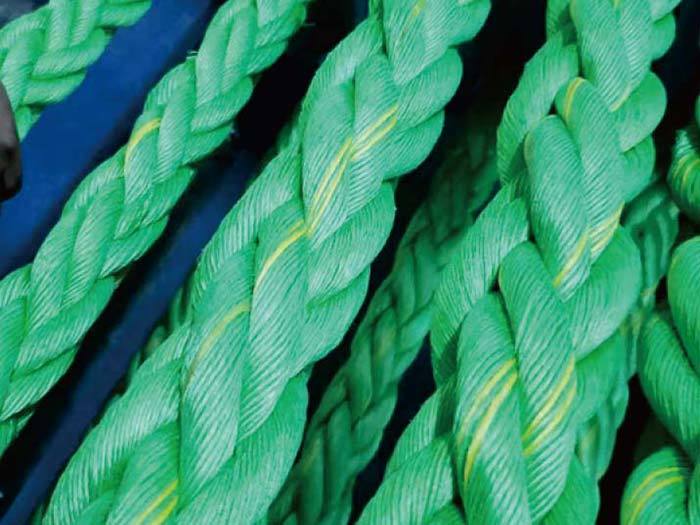 Flat wire mooring rope
