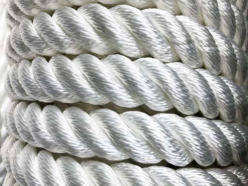 Polyester three-strand twisted rope