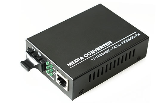 Dual fiber 100 Mbit/s transceiver