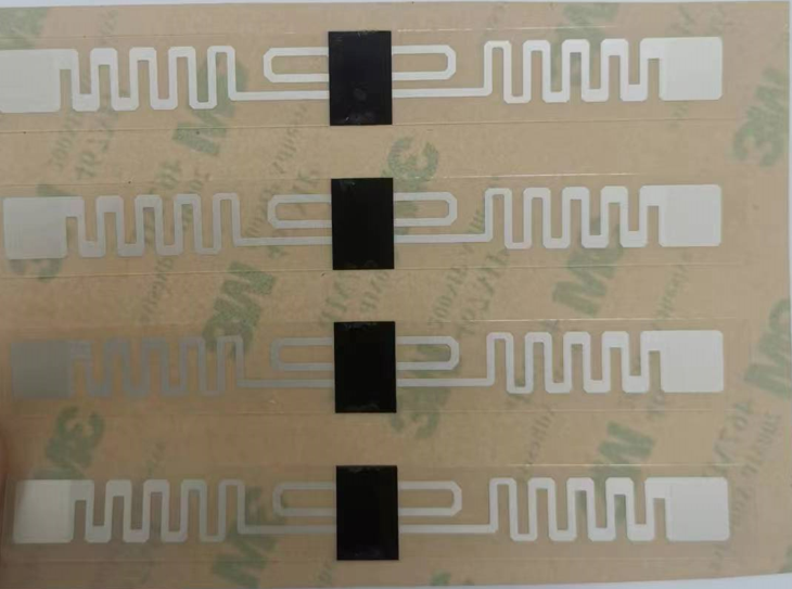 RFID UHF windshield tag 93MM8MM