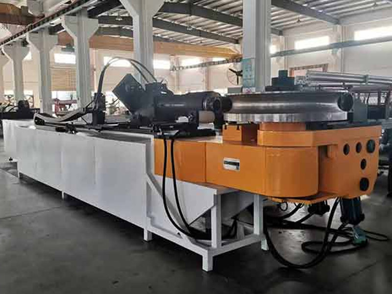 Automatic Feeding and Pipe Cutting Machine