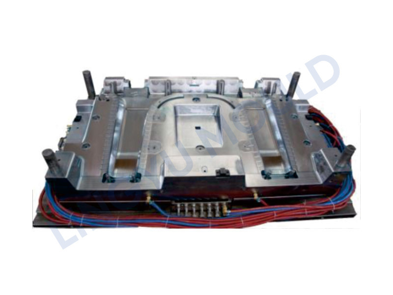 INTERIOR MOULD