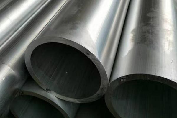 Steel pipes are cylindrical tubes made from steel, a durable and versatile material known for its strength and resistance to corrosion.