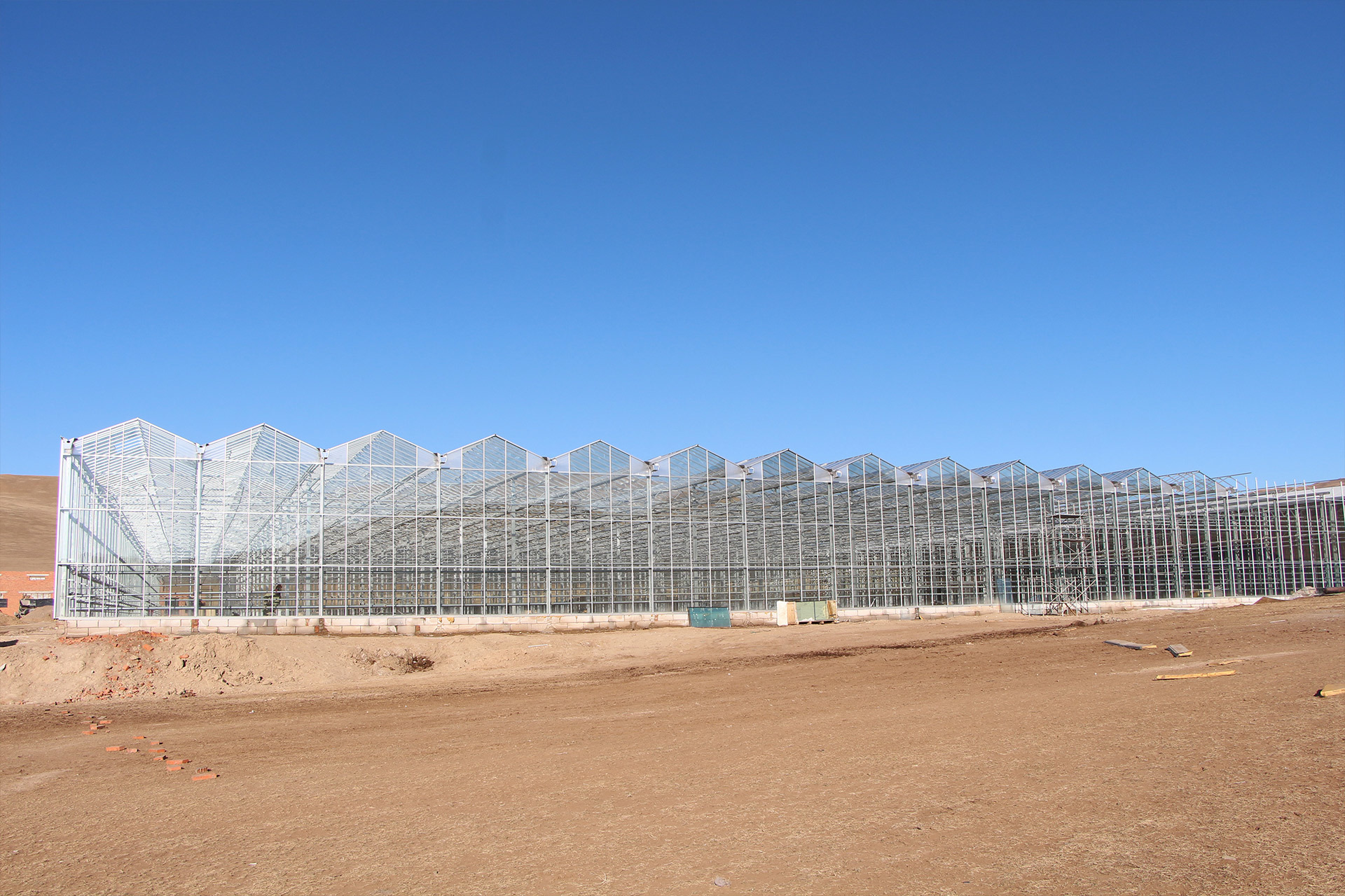 Venlo Glass Greenhouse  In Mongolia