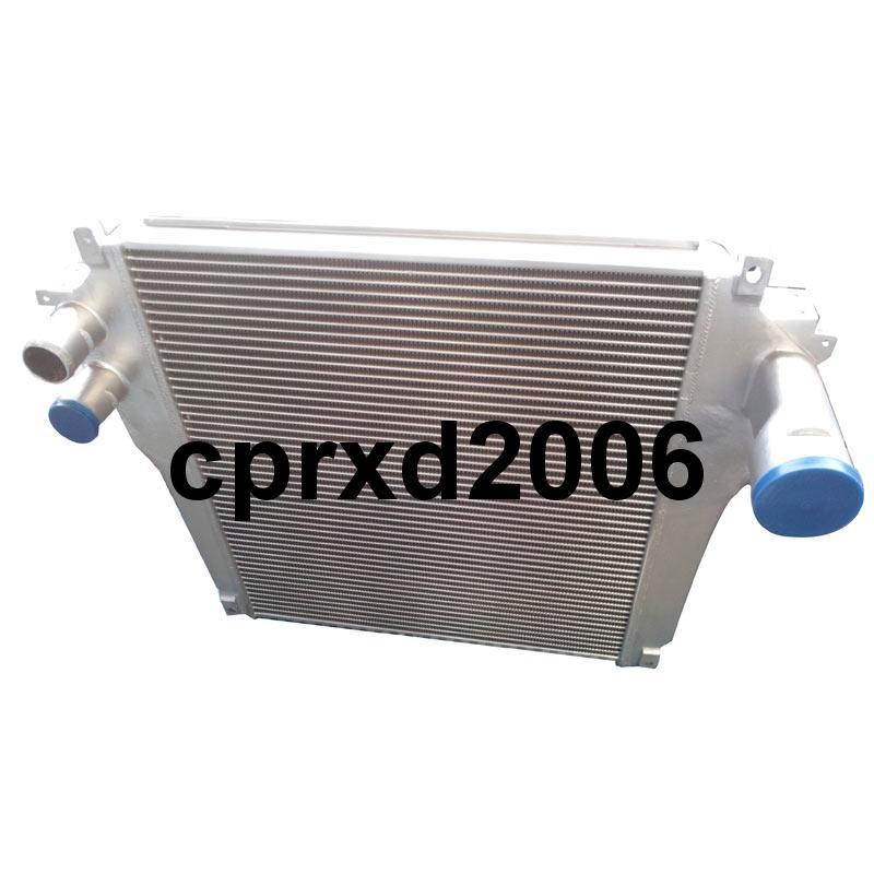 HINO 700 charge air cooler/intercooler