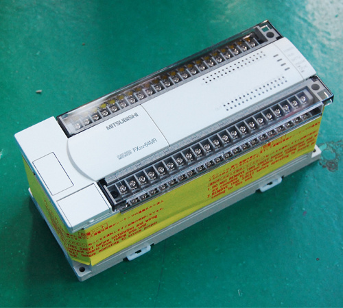FX2N-64MR-001
