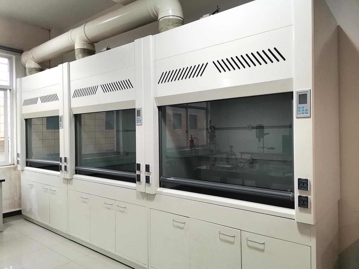 laboratory laboratory