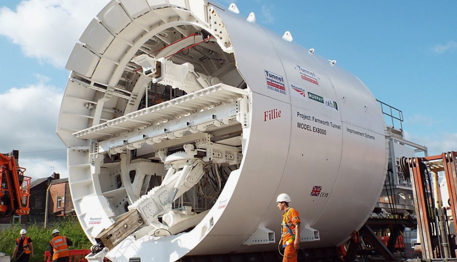 The construction method of the shield is the construction of the tunneling machine at the same time.