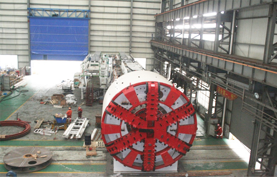 Shield machine assembly