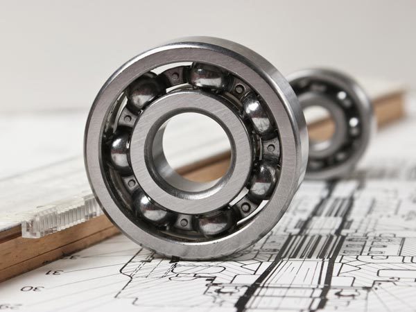 The difference between cylindrical roller bearings and tapered roller bearings