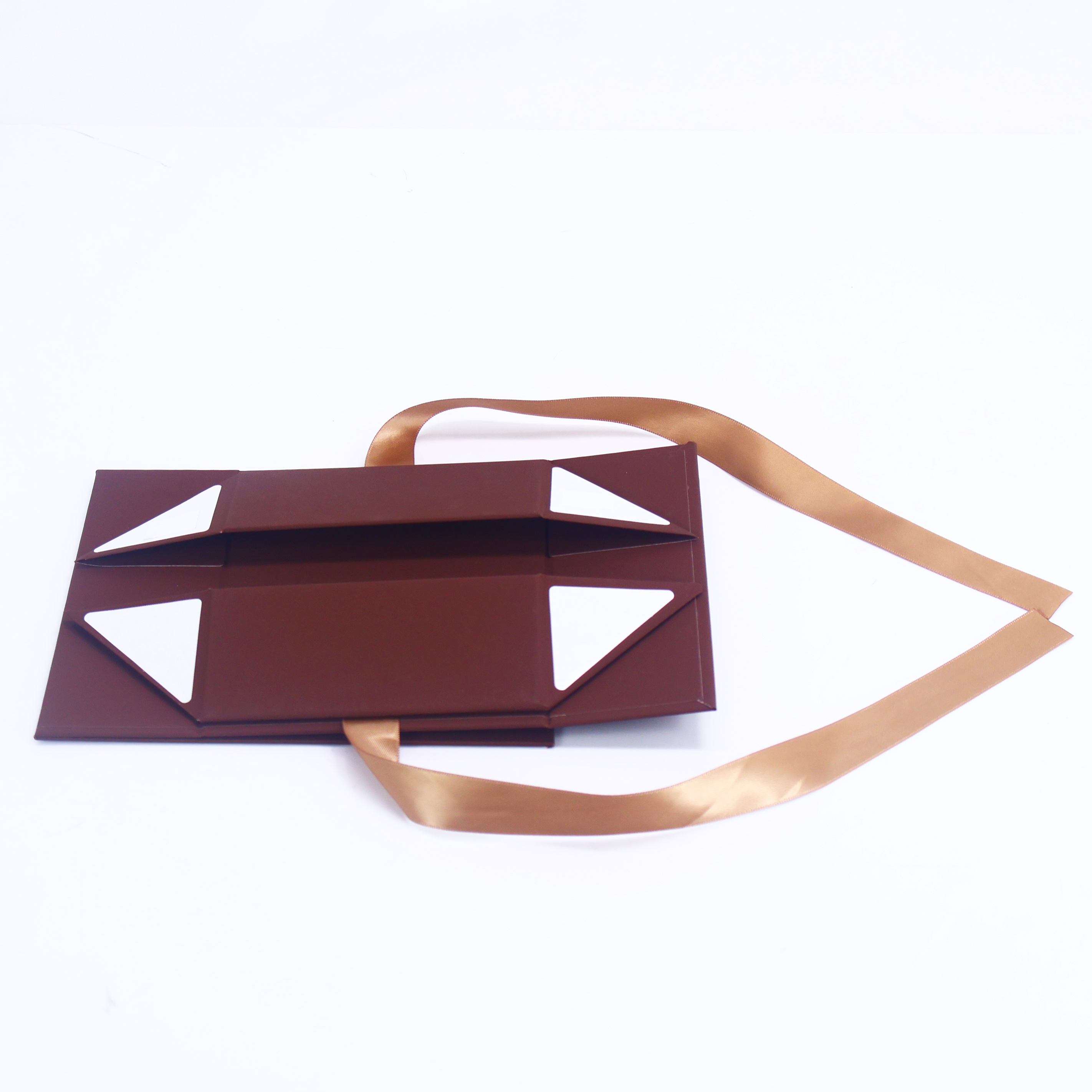 Custom Printed False lashes Eye Cream Facial Cleanser make up tools perfume Gift set Packaging paper Bag and paper box suit