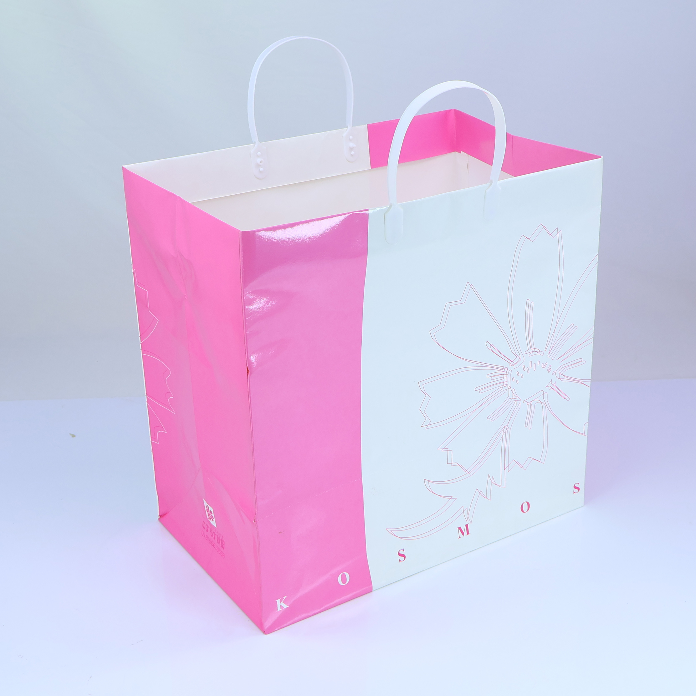Fast Delivery Custom Print Logo with Plastic Handle Custom Packaging pink Paper Bags