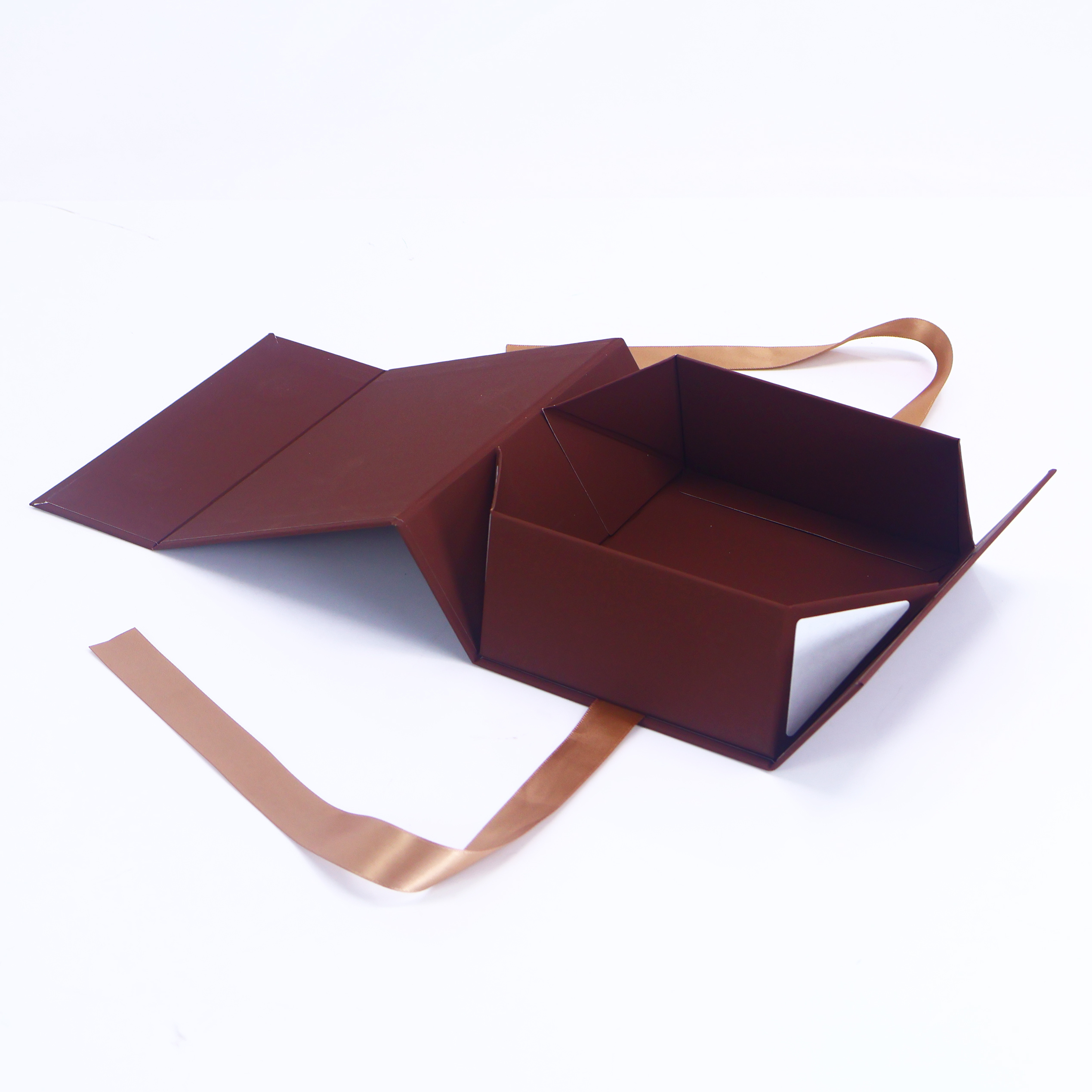 Custom Printed False lashes Eye Cream Facial Cleanser make up tools perfume Gift set Packaging paper Bag and paper box suit