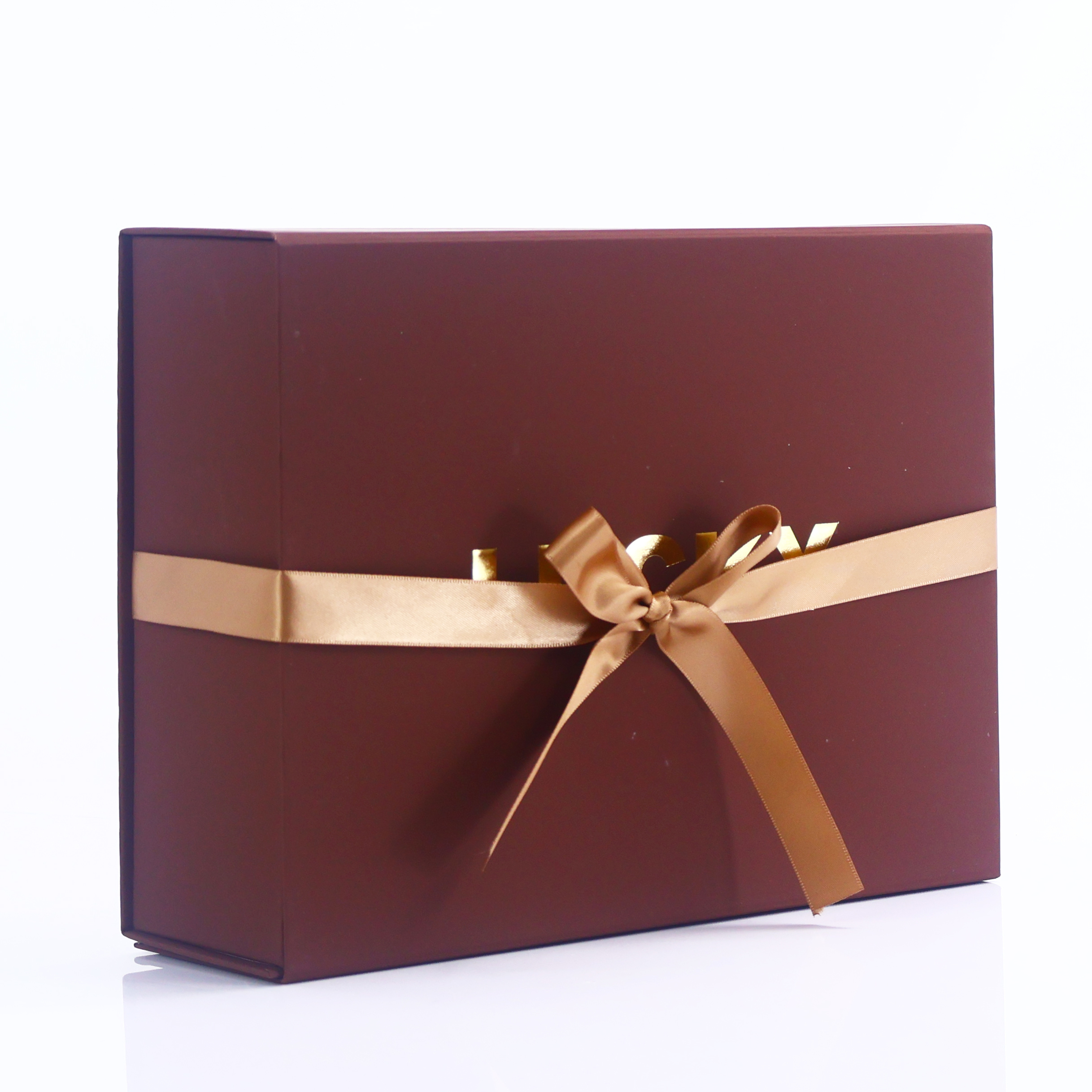 Custom Printed False lashes Eye Cream Facial Cleanser make up tools perfume Gift set Packaging paper Bag and paper box suit
