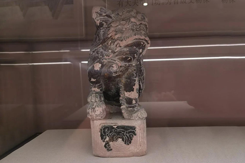 石雕獅擺件 清代（公元1644—1911年）