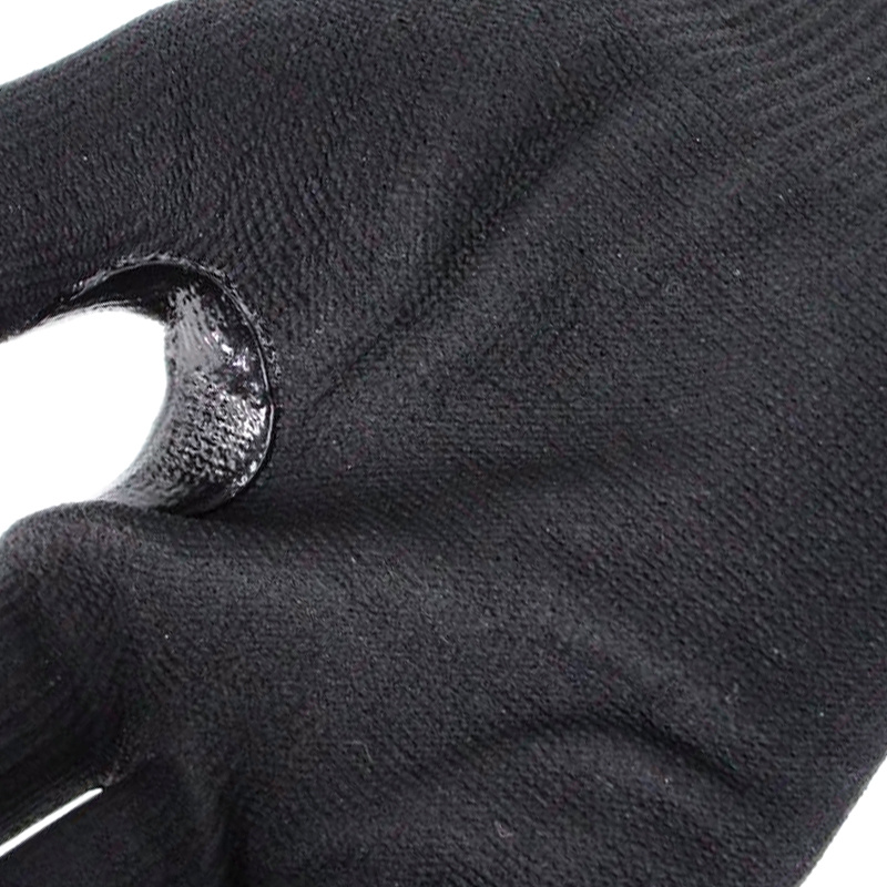 18 Gauge HDPE with Black Foam Nitrile Coating Thumb Crotch Reinforcement