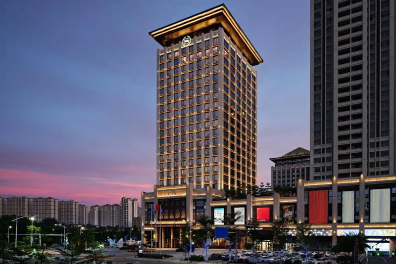 Sheraton Yunfu Xinxing Hotel