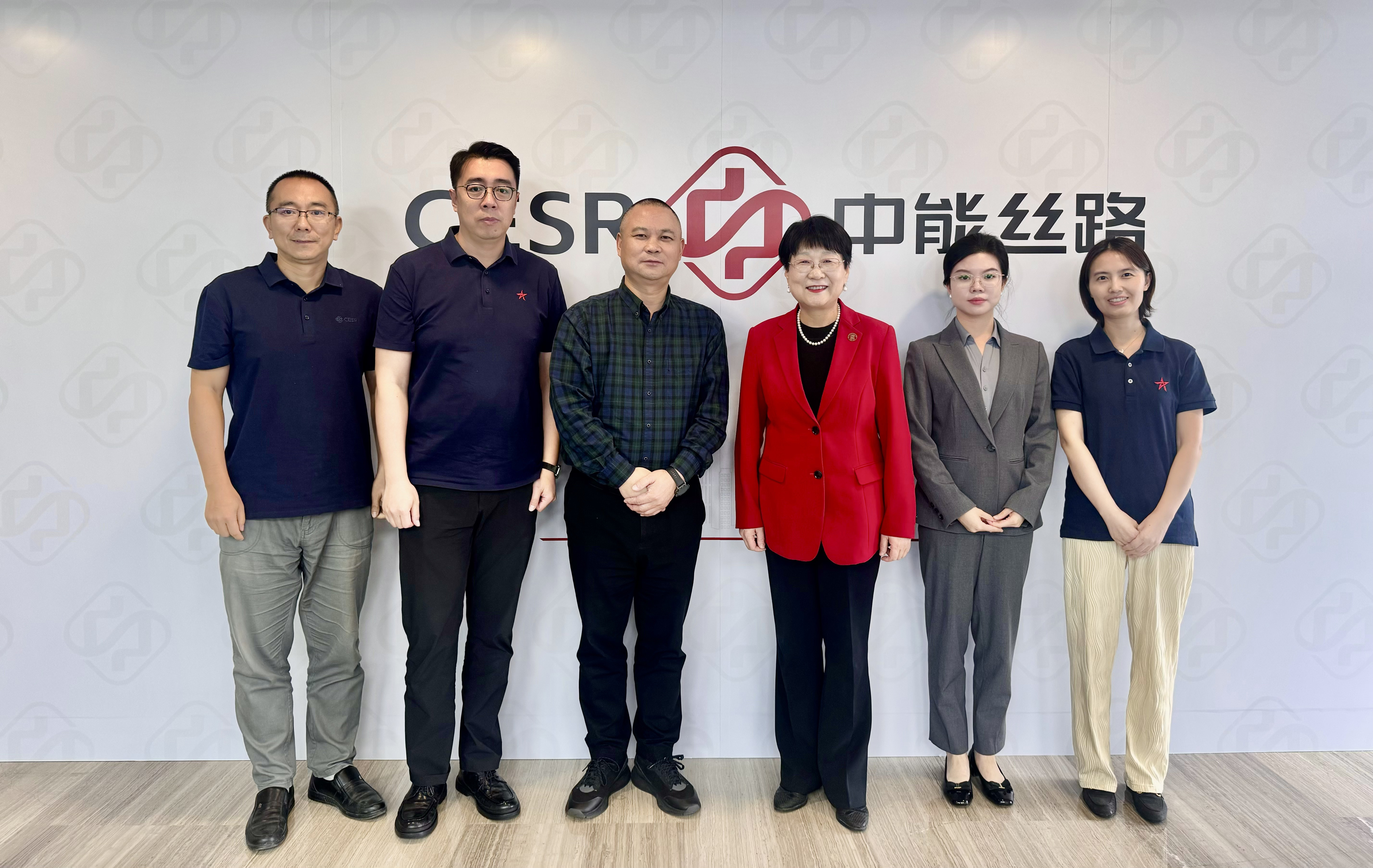 纳安董事长渠志灿拜访中能丝路董事长程渊 共探医药健康产业全球化新路径