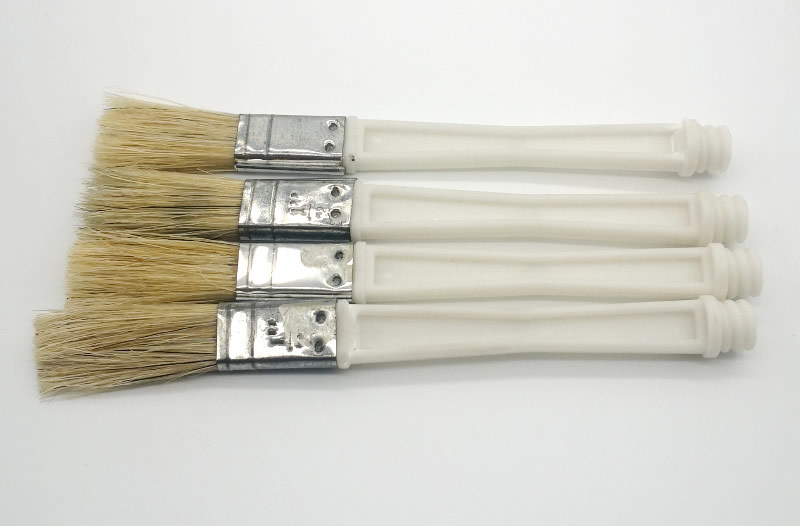What are the brush material of wool brush?