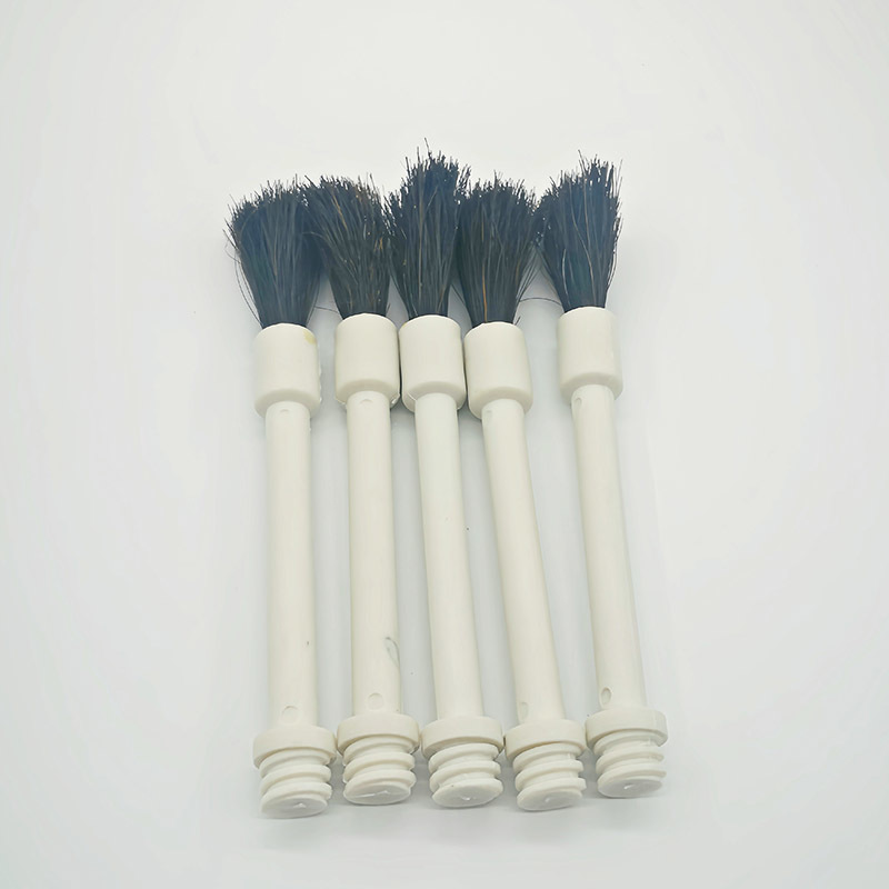 Horse hair brush