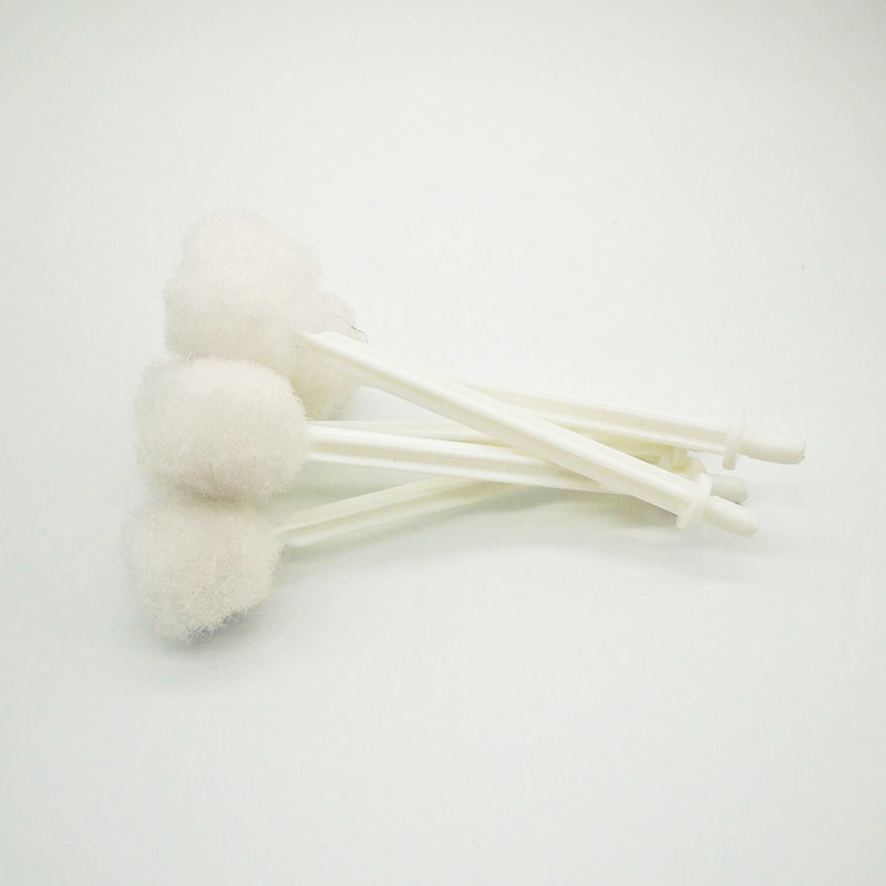 Plastic handle polyester ball brush